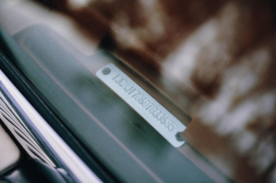  Jeep Cherokee Laredo (SJ) 1983 года  (фото 78 из 78)